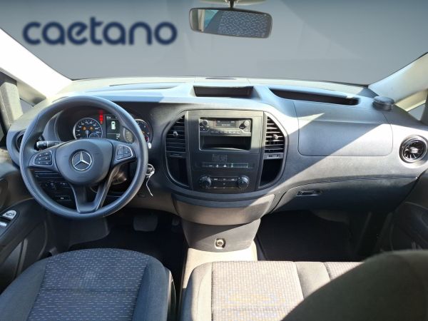 mercedes-benz-vito-2023-diesel-1950cc
