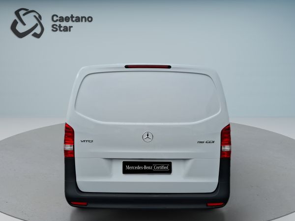mercedes-benz-vito-2025-diesel-1950cc