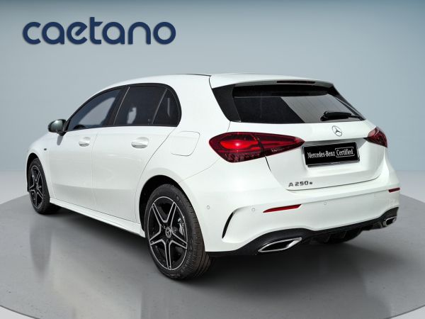 mercedes-benz-classe-a-2026-hibrido-1332cc