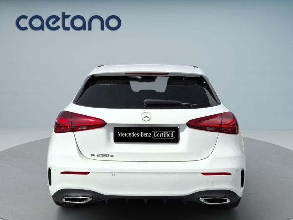 mercedes-benz-classe-a-2026-hibrido-1332cc