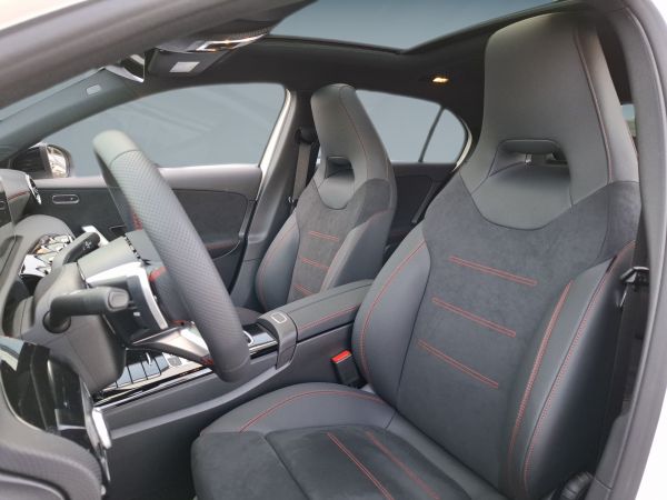 mercedes-benz-classe-a-2026-hibrido-1332cc