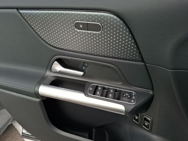 mercedes-benz-gla-2026-hibrido-1332cc