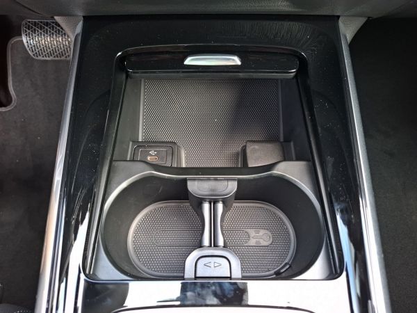 mercedes-benz-gla-2026-hibrido-1332cc