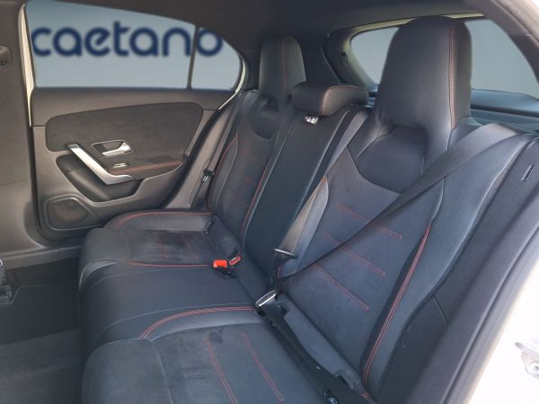 mercedes-benz-classe-a-2020-hibrido-1332cc