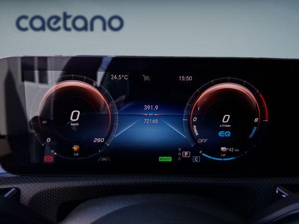mercedes-benz-classe-a-2020-hibrido-1332cc