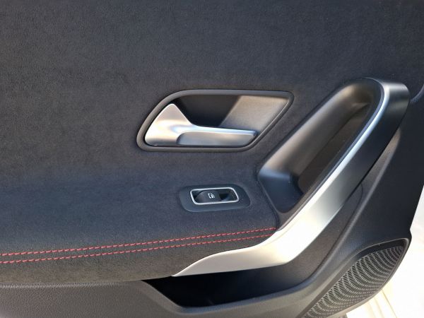 mercedes-benz-classe-a-2020-hibrido-1332cc