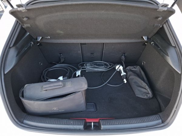 mercedes-benz-classe-a-2020-hibrido-1332cc