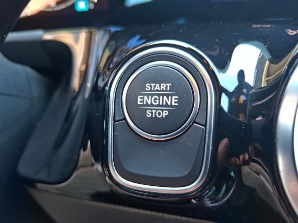 mercedes-benz-gla-2025-hibrido-1332cc