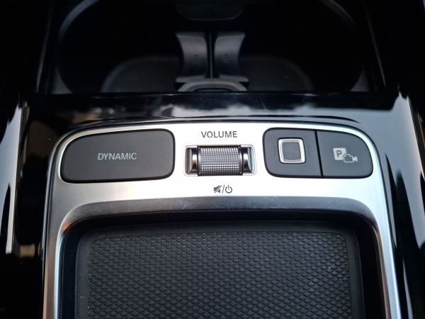 mercedes-benz-gla-2025-hibrido-1332cc