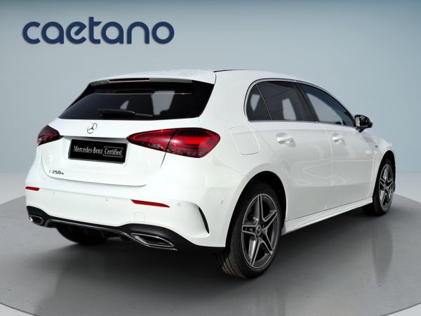 mercedes-benz-classe-a-2026-hibrido-1332cc