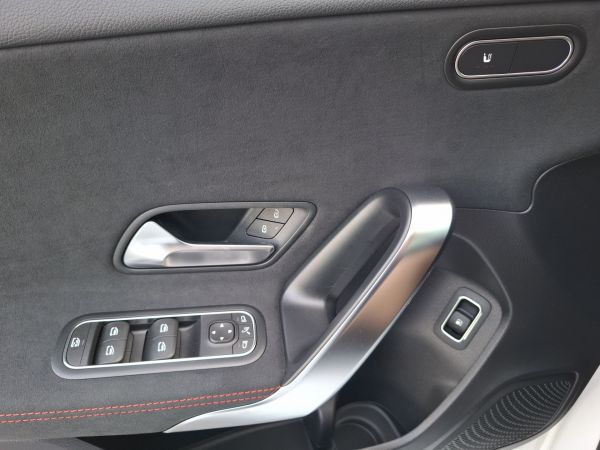 mercedes-benz-classe-a-2026-hibrido-1332cc