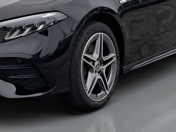 mercedes-benz-classe-a-2025-hibrido-1332cc