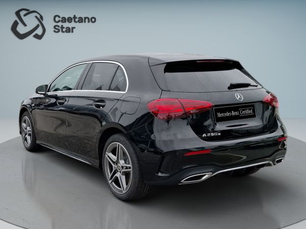mercedes-benz-classe-a-2025-hibrido-1332cc