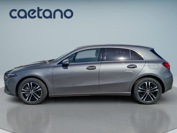mercedes-benz-classe-a-2026-hibrido-1332cc