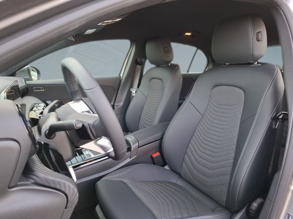 mercedes-benz-classe-a-2026-hibrido-1332cc