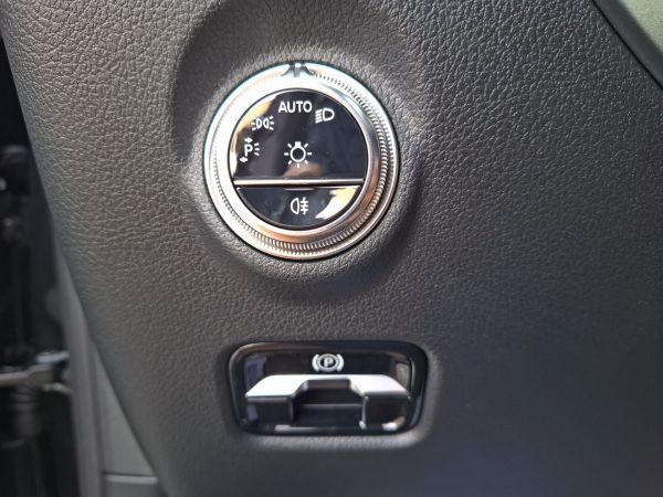 mercedes-benz-classe-c-2026-hibrido-1999cc