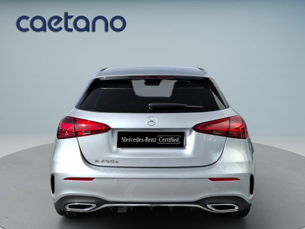 mercedes-benz-classe-a-2026-hibrido-1332cc