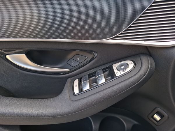 mercedes-benz-eqc-2021-eletrico-0cc