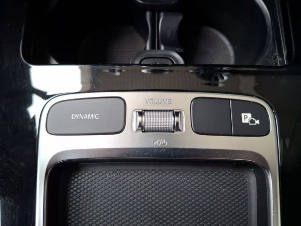 mercedes-benz-cla-2024-diesel-1950cc