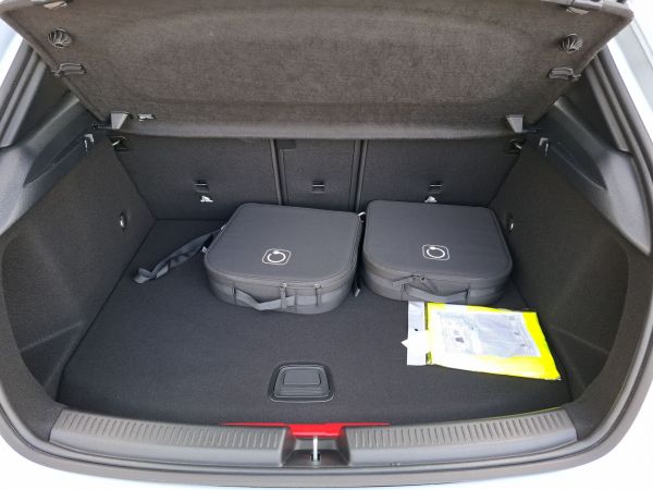 mercedes-benz-classe-a-2025-hibrido-1332cc