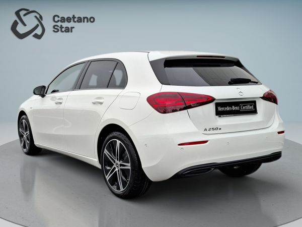 mercedes-benz-classe-a-2026-hibrido-1332cc