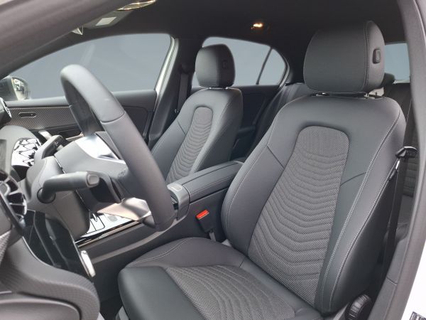 mercedes-benz-classe-a-2026-hibrido-1332cc