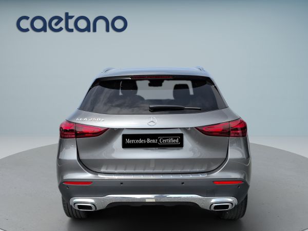 mercedes-benz-gla-2026-hibrido-1332cc