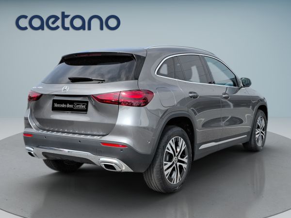 mercedes-benz-gla-2026-hibrido-1332cc