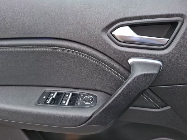 renault-captur-2024-gpl-999cc