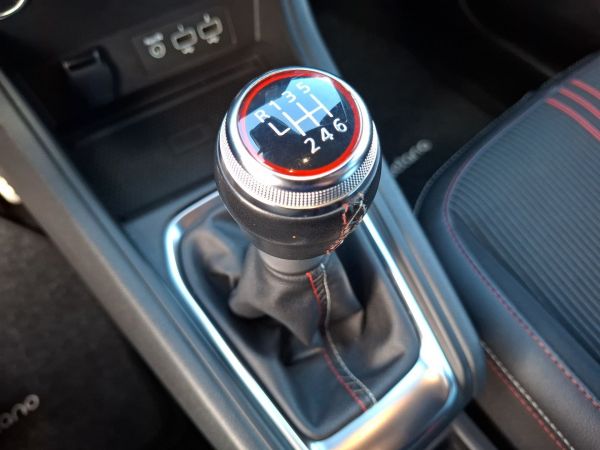 renault-captur-2023-gasolina-999cc