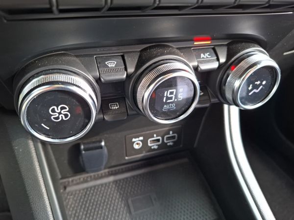 renault-captur-2023-gasolina-999cc