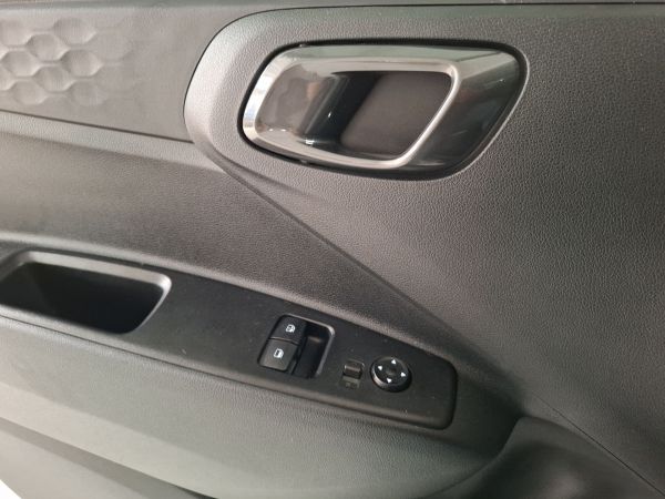 hyundai-i10-2025-gasolina-998cc