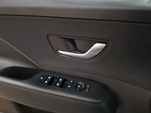 hyundai-kauai-2025-gasolina-998cc
