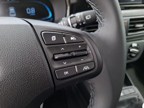 hyundai-i10-2026-gasolina-998cc