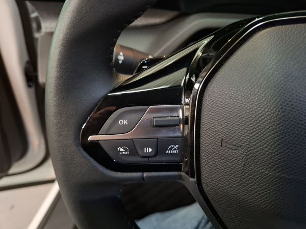 peugeot-408-2025-gasolina-1199cc