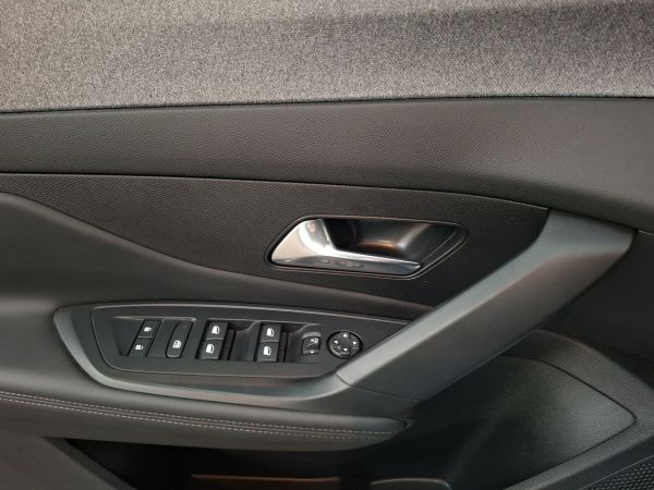 peugeot-408-2025-gasolina-1199cc