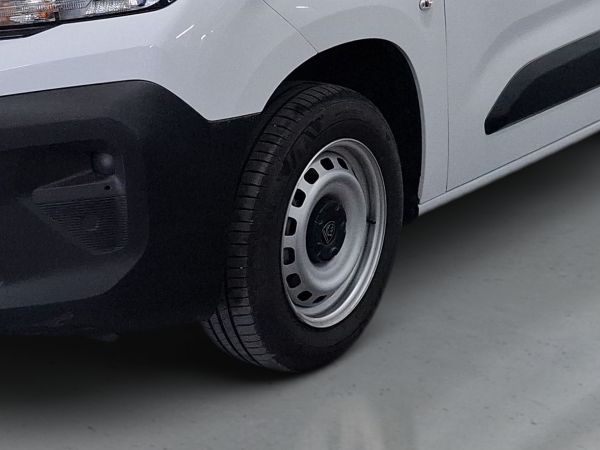 peugeot-partner-2025-diesel-1499cc