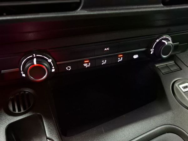 peugeot-partner-2025-diesel-1499cc