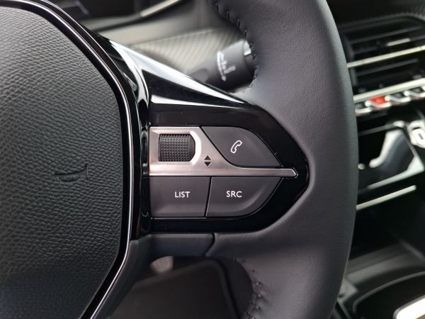peugeot-208-2026-gasolina-1199cc
