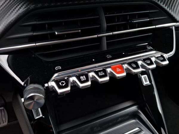 peugeot-208-2026-gasolina-1199cc