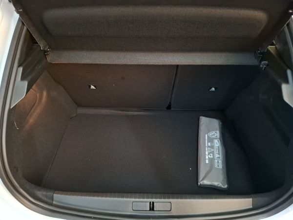 peugeot-208-2026-gasolina-1199cc
