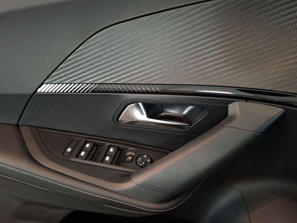 peugeot-e-2008-2026-eletrico-0cc