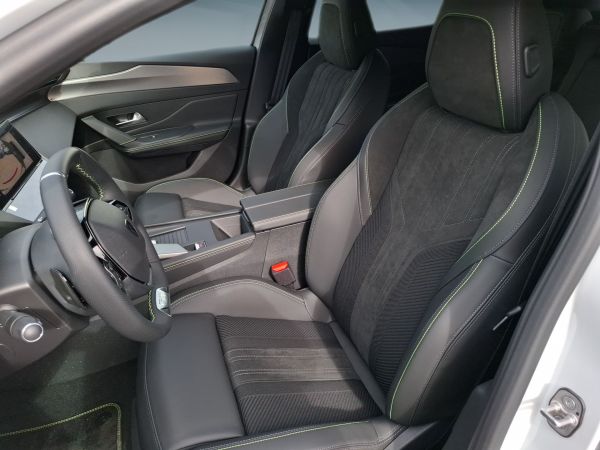 peugeot-408-2025-eletrico-0cc