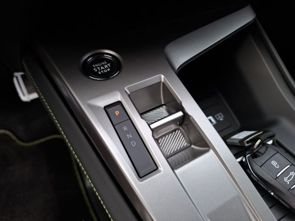 peugeot-408-2025-eletrico-0cc