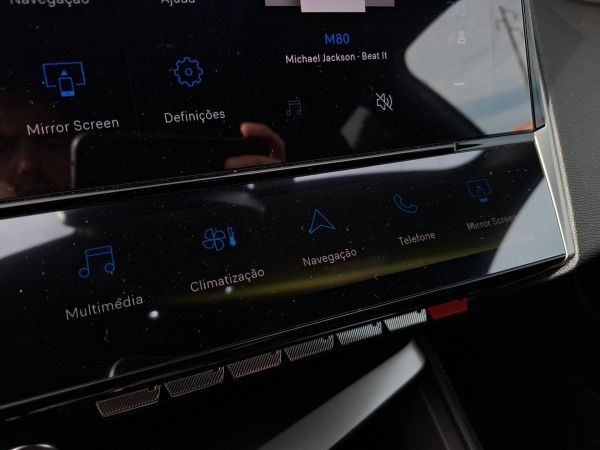 peugeot-408-2025-eletrico-0cc