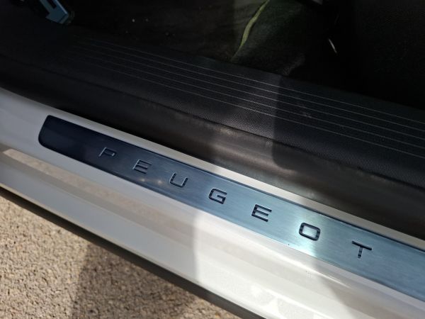 peugeot-408-2025-eletrico-0cc