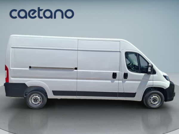 peugeot-boxer-2026-diesel-2200cc