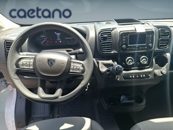 peugeot-boxer-2026-diesel-2200cc