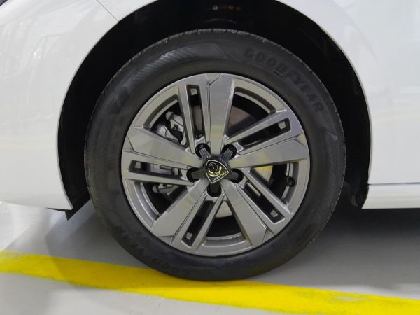 peugeot-308-sw-2024-diesel-1499cc