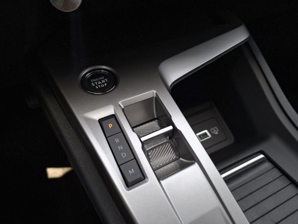 peugeot-308-sw-2024-diesel-1499cc